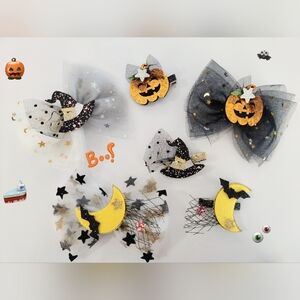 Halloween pumpkin/witch hat/bat moon hair bow.